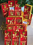Hoa hồng có đế trái tim gold